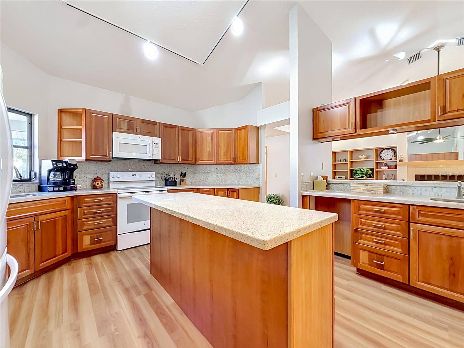 52 S MASTERS DRIVE, Homosassa, FL 34446