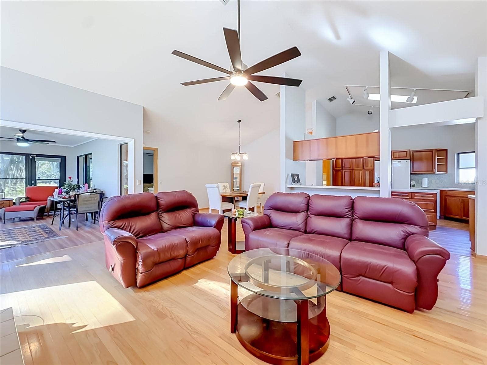 52 S MASTERS DRIVE, Homosassa, FL 34446