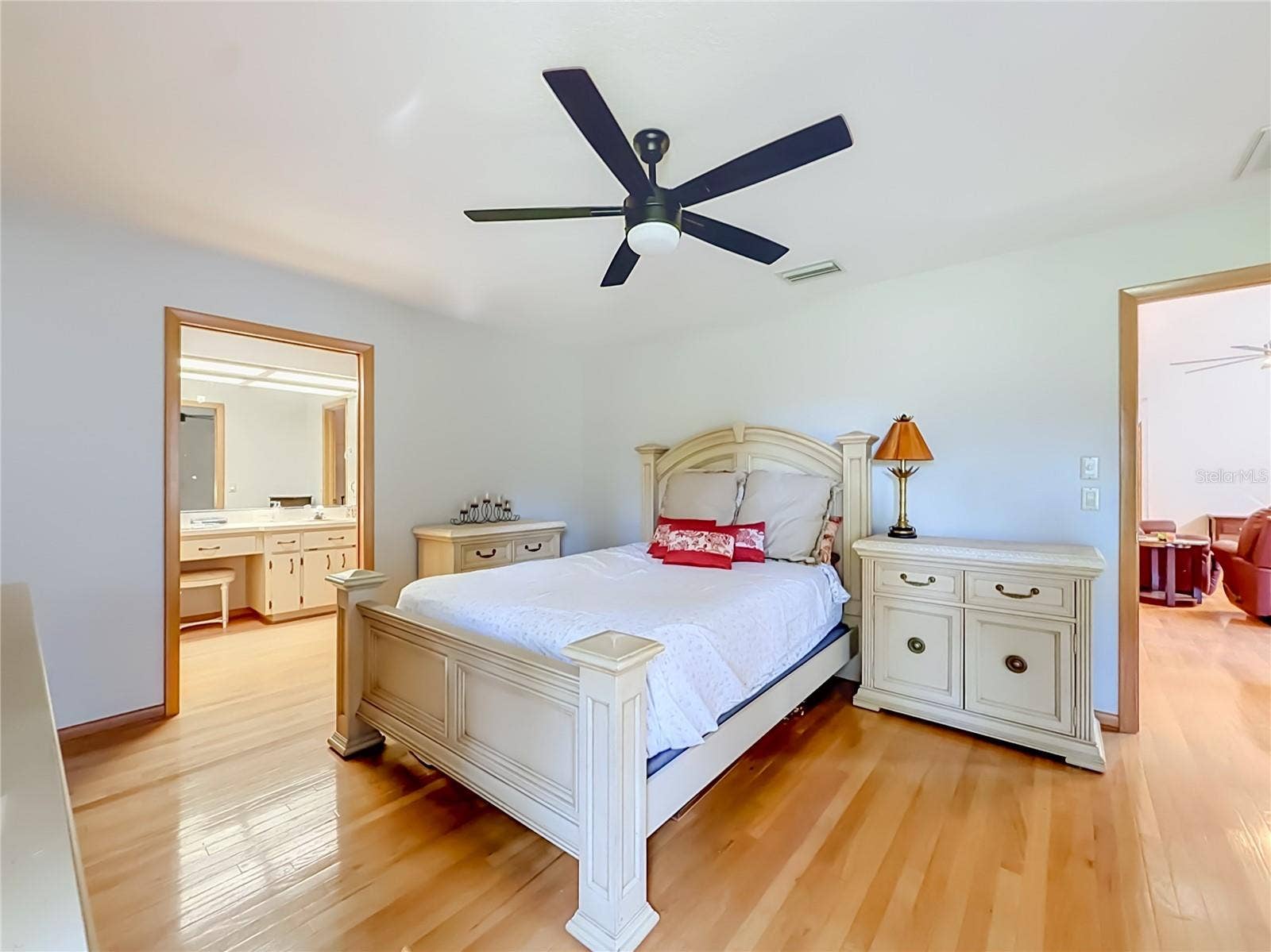 52 S MASTERS DRIVE, Homosassa, FL 34446