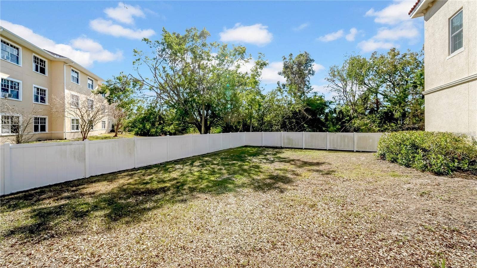 614 105TH LANE N, St Petersburg, FL 33716 Perfect for Pets
