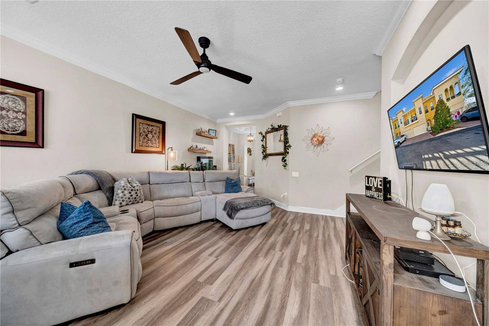 614 105TH LANE N, St Petersburg, FL 33716 Entertain Effortlessly
