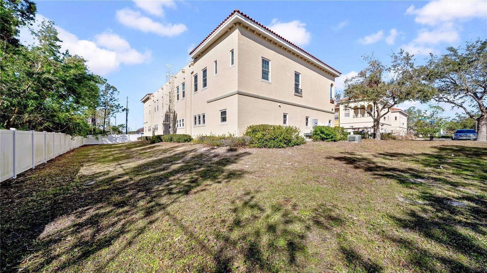 614 105TH LANE N, St Petersburg, FL 33716 Steps Away from Backyard Green Space