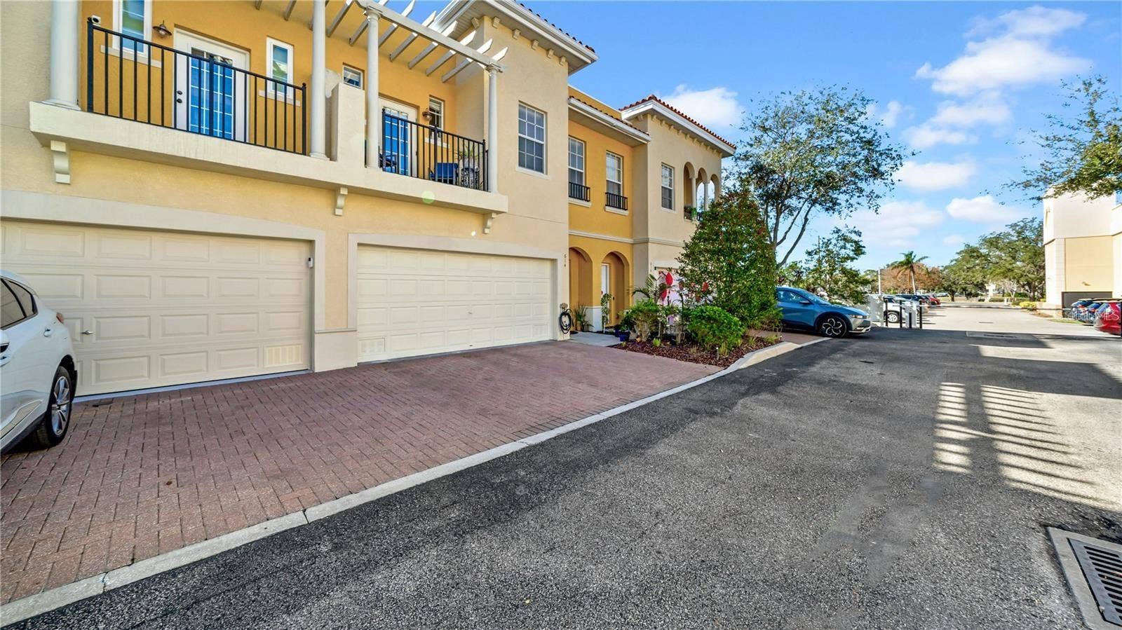 614 105TH LANE N, St Petersburg, FL 33716 Welcome to the Community