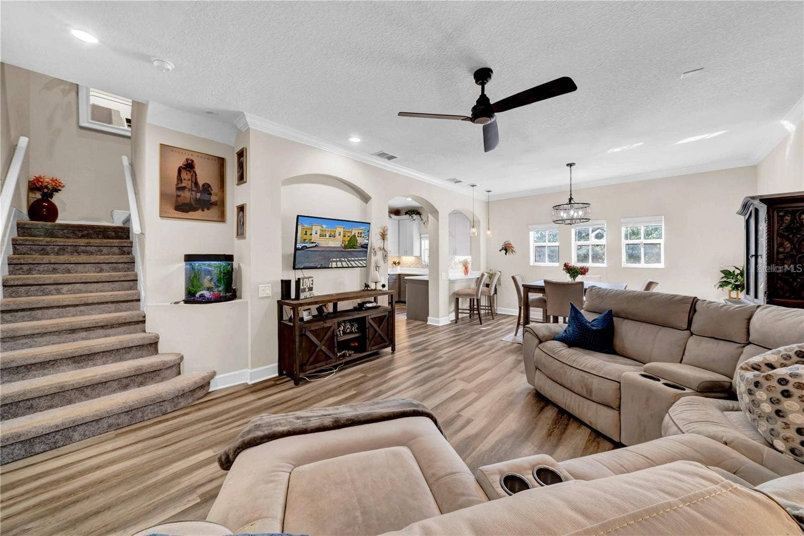 614 105TH LANE N, St Petersburg, FL 33716 Relaxation Starts Now
