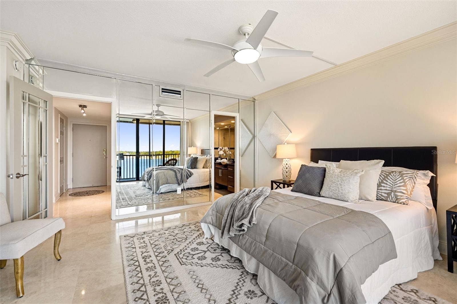 7100 SUNSHINE SKYWAY LANE S, #901, St Petersburg, FL 33711