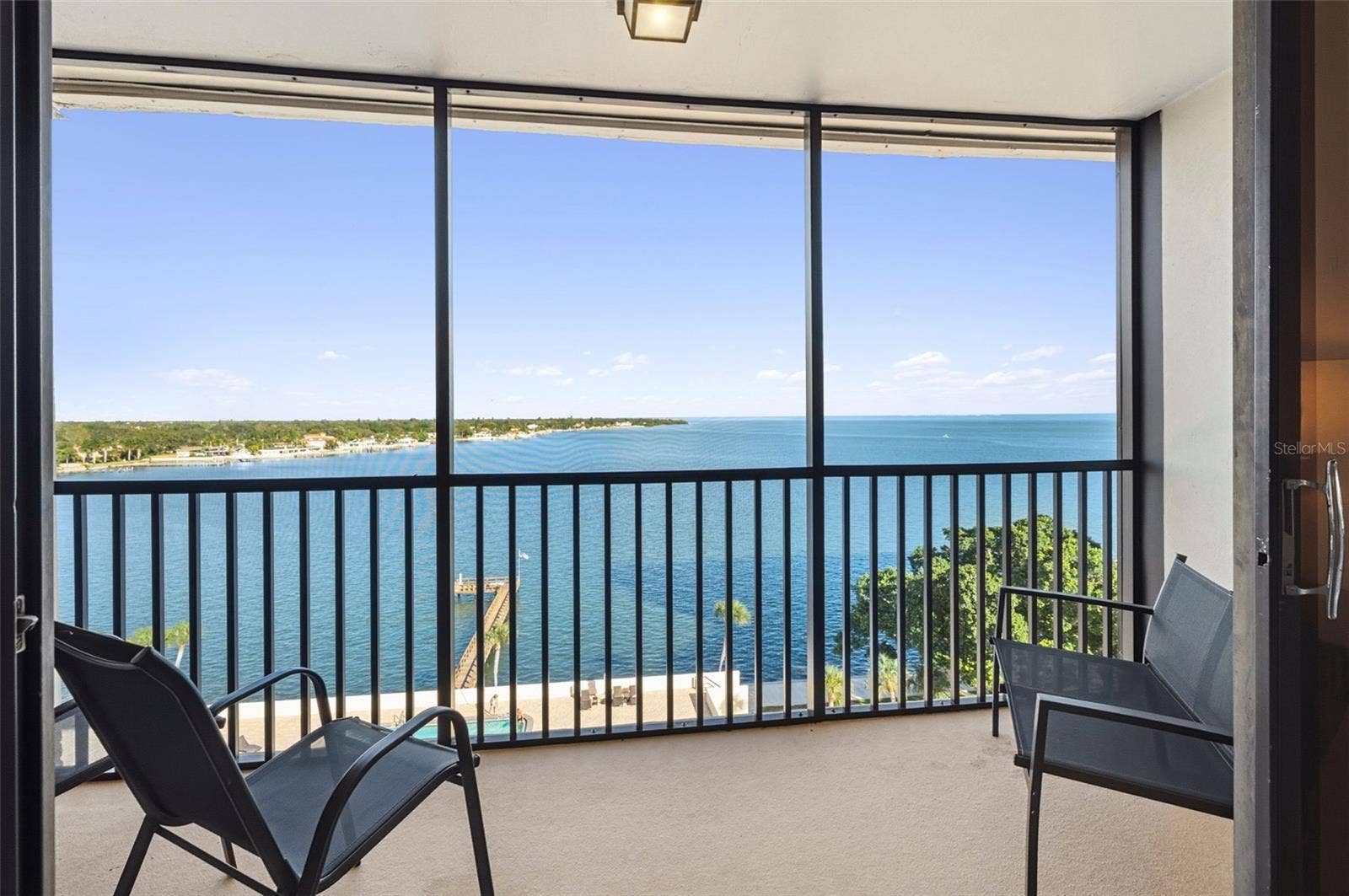 7100 SUNSHINE SKYWAY LANE S, #901, St Petersburg, FL 33711