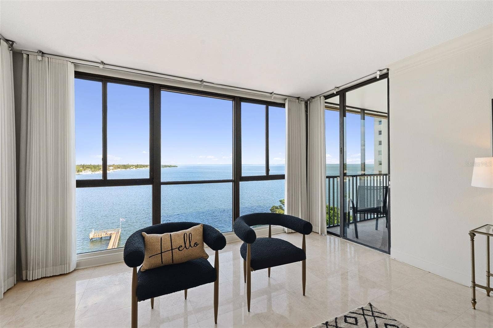 7100 SUNSHINE SKYWAY LANE S, #901, St Petersburg, FL 33711