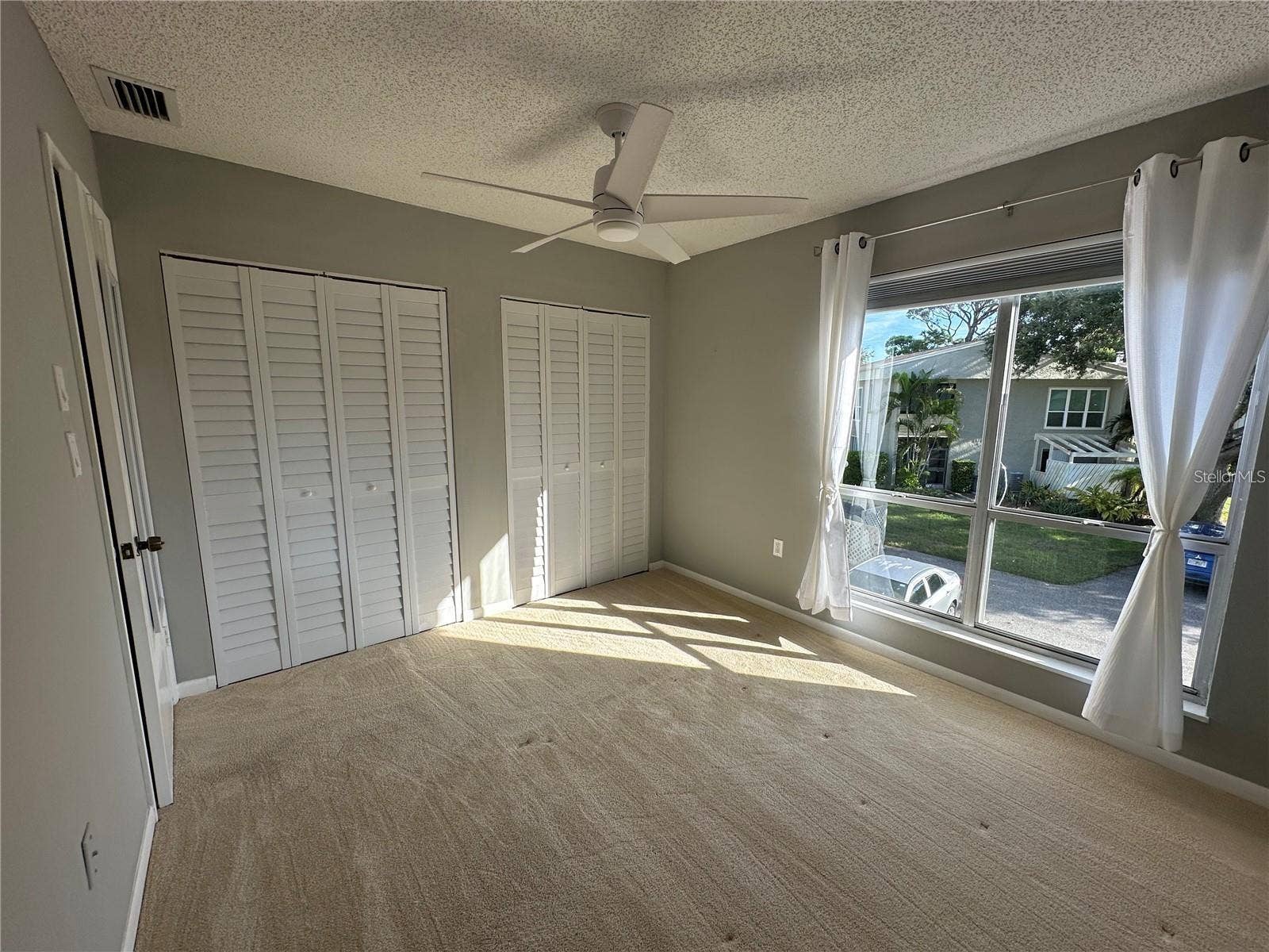 514 WINDRUSH BAY DRIVE, Tarpon Springs, FL 34689 514 WINDRUSH BAY DRIVE, Tarpon Springs, FL 34689