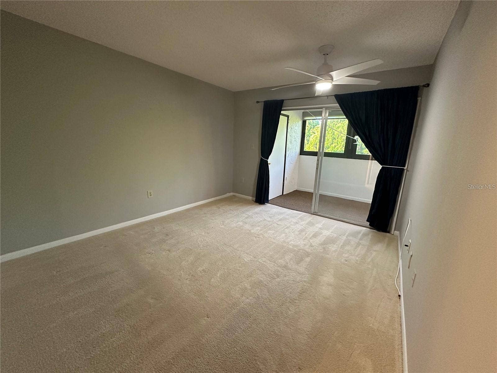 514 WINDRUSH BAY DRIVE, Tarpon Springs, FL 34689 514 WINDRUSH BAY DRIVE, Tarpon Springs, FL 34689