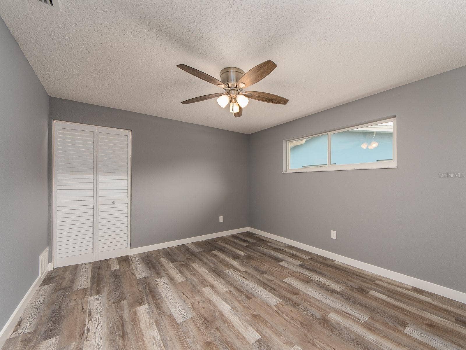 1825 YALE DRIVE, Clearwater, FL 33765