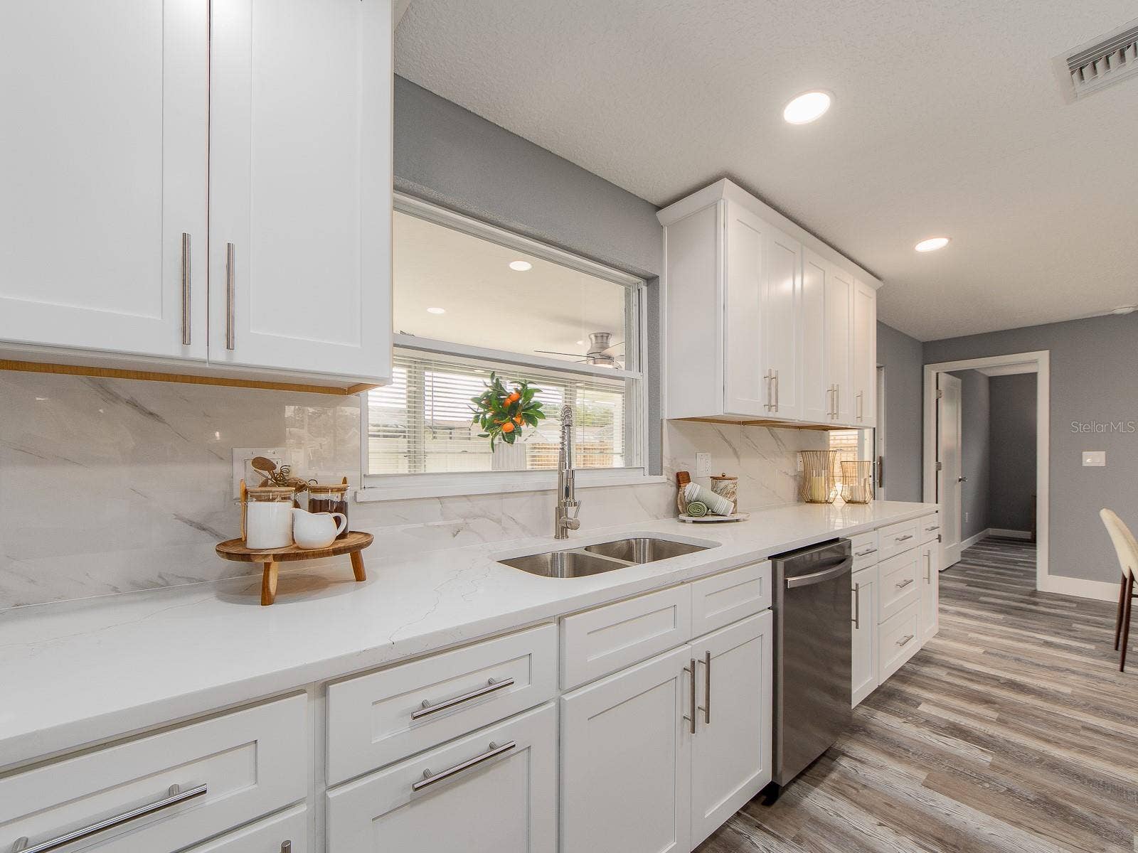 1825 YALE DRIVE, Clearwater, FL 33765