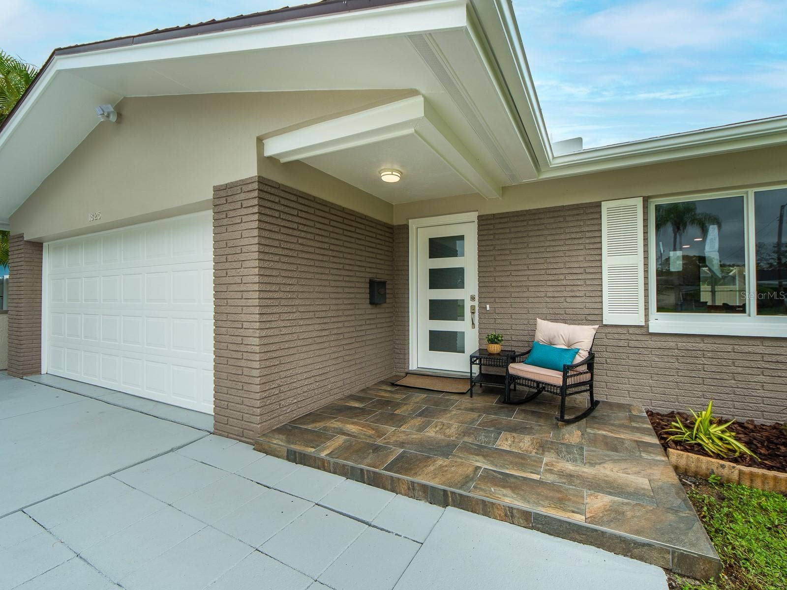 1825 YALE DRIVE, Clearwater, FL 33765