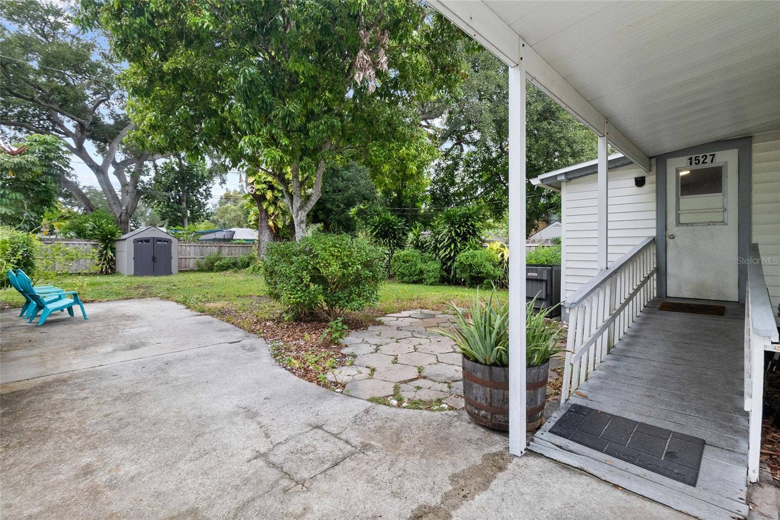 1527 13TH STREET S, St Petersburg, FL 33705 1527 13TH STREET S, St Petersburg, FL 33705