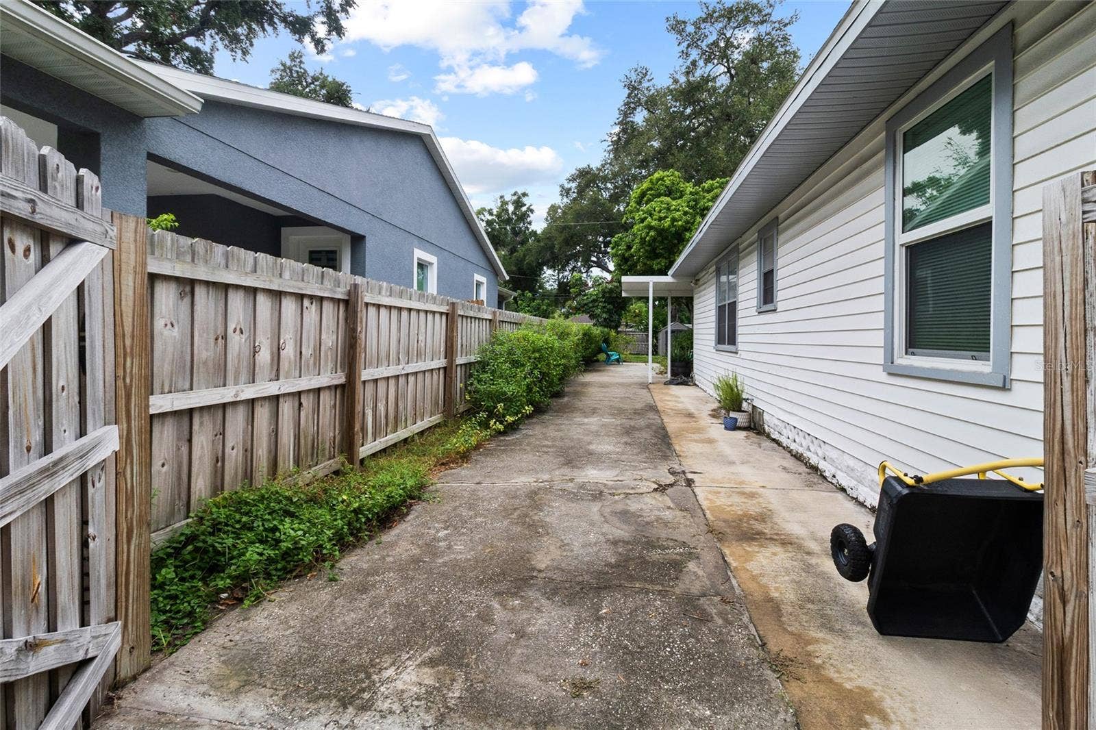 1527 13TH STREET S, St Petersburg, FL 33705 1527 13TH STREET S, St Petersburg, FL 33705