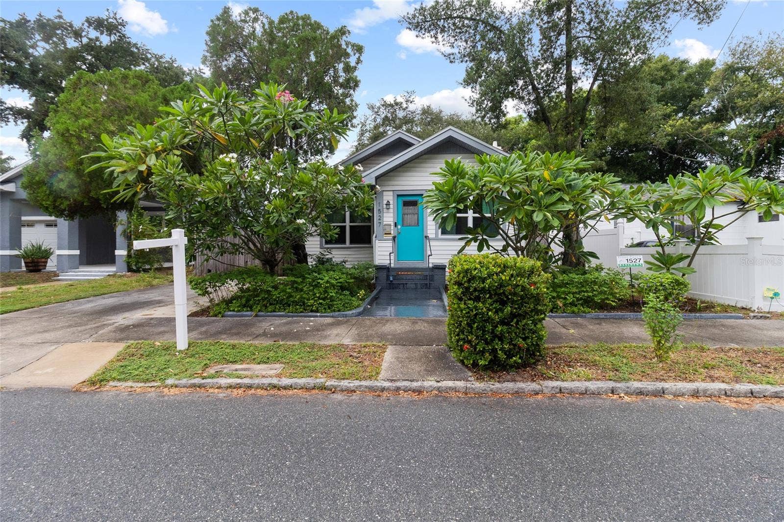 1527 13TH STREET S, St Petersburg, FL 33705 1527 13TH STREET S, St Petersburg, FL 33705