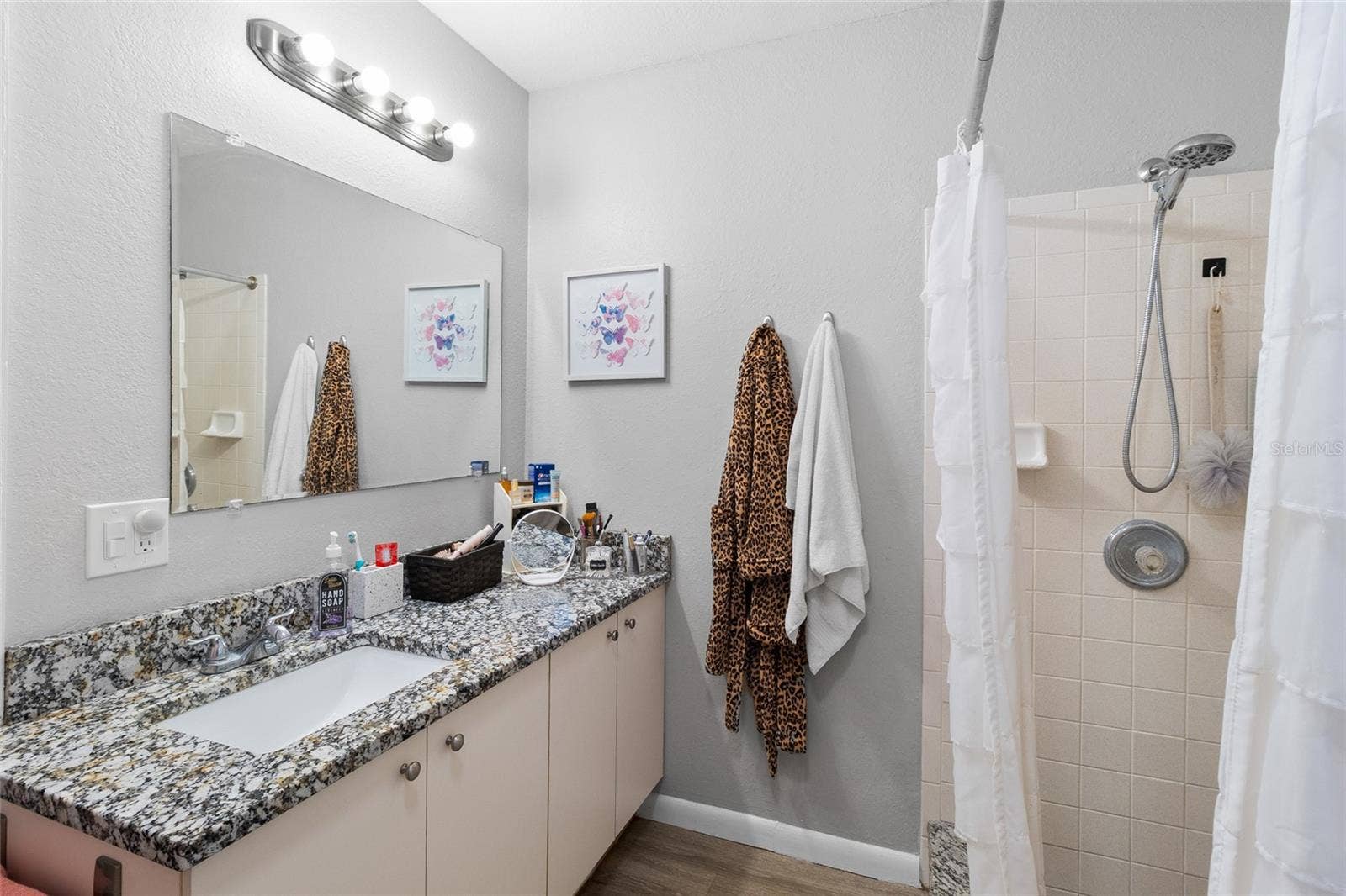 1527 13TH STREET S, St Petersburg, FL 33705 1527 13TH STREET S, St Petersburg, FL 33705