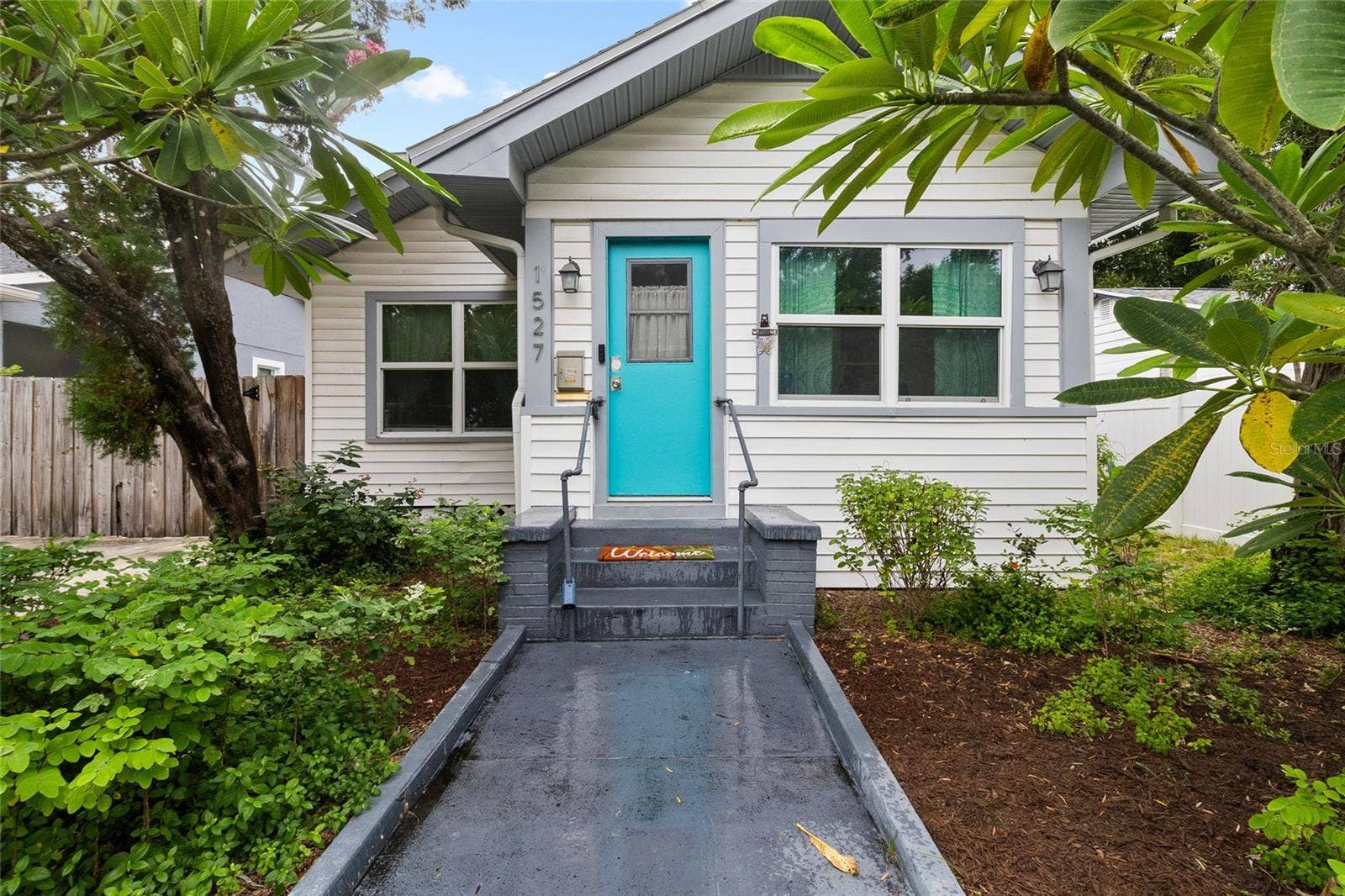 1527 13TH STREET S, St Petersburg, FL 33705 1527 13TH STREET S, St Petersburg, FL 33705