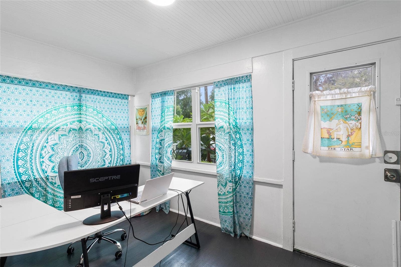 1527 13TH STREET S, St Petersburg, FL 33705 1527 13TH STREET S, St Petersburg, FL 33705