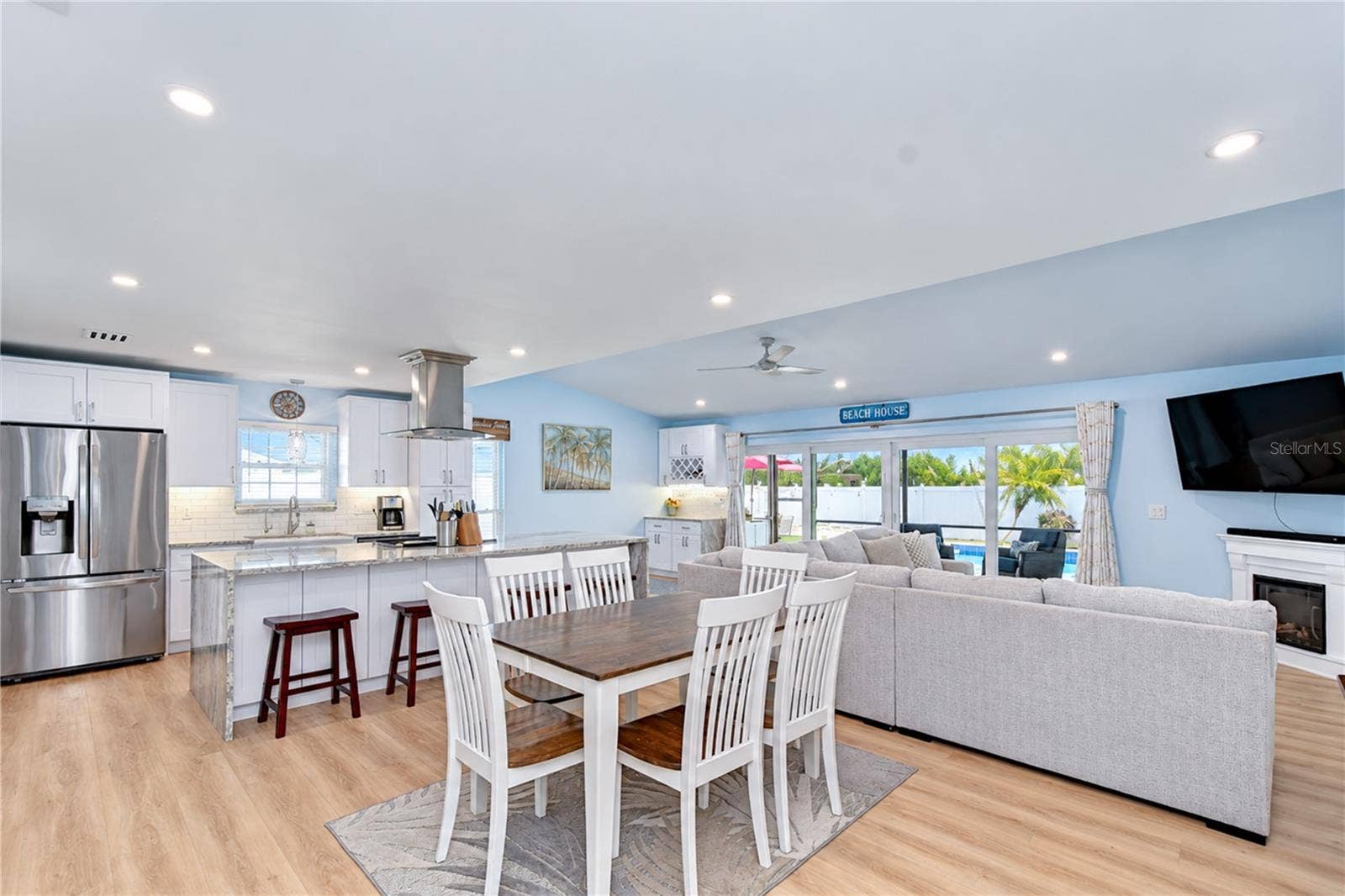 16201 PARKSIDE DRIVE, Tampa, FL 33624