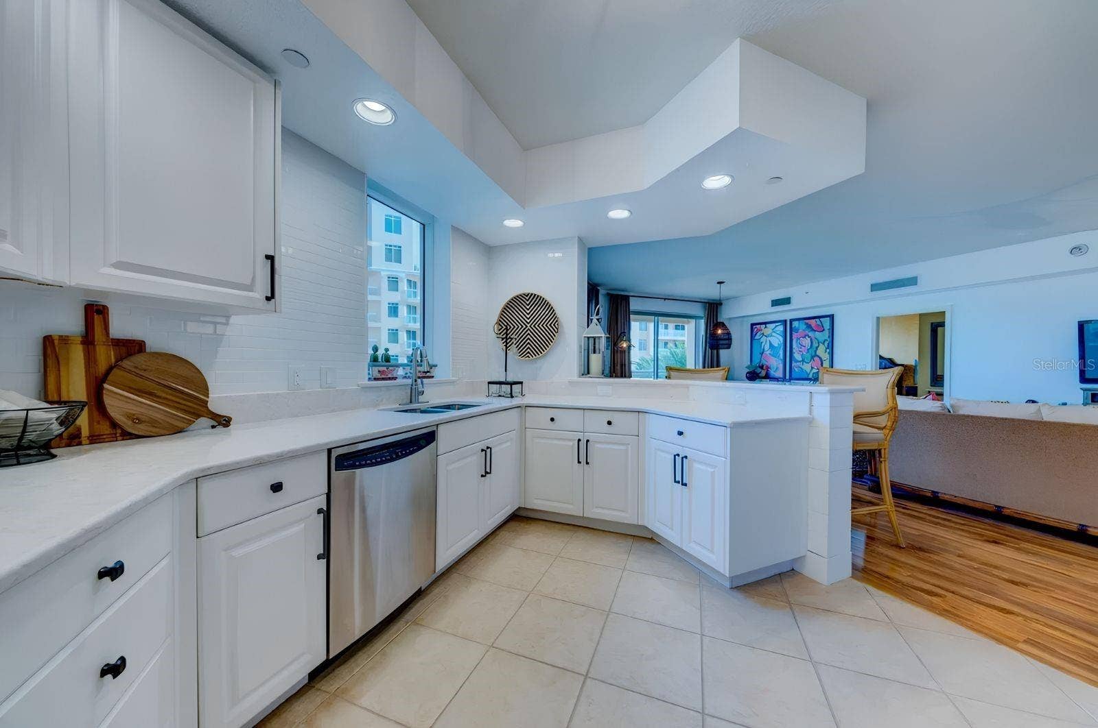 521 MANDALAY AVENUE, #505, Clearwater Beach, FL 33767