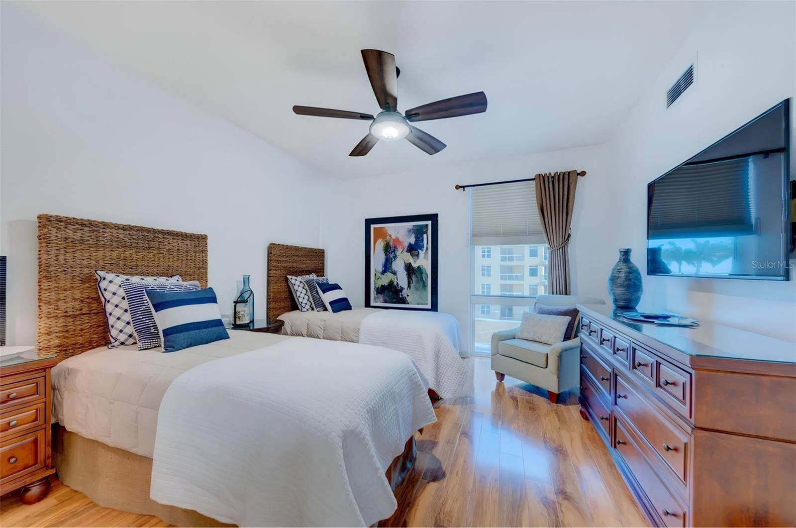 521 MANDALAY AVENUE, #505, Clearwater Beach, FL 33767