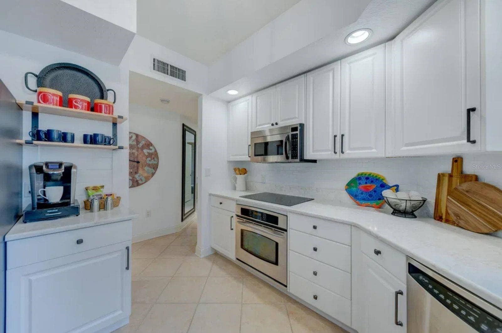 521 MANDALAY AVENUE, #505, Clearwater Beach, FL 33767