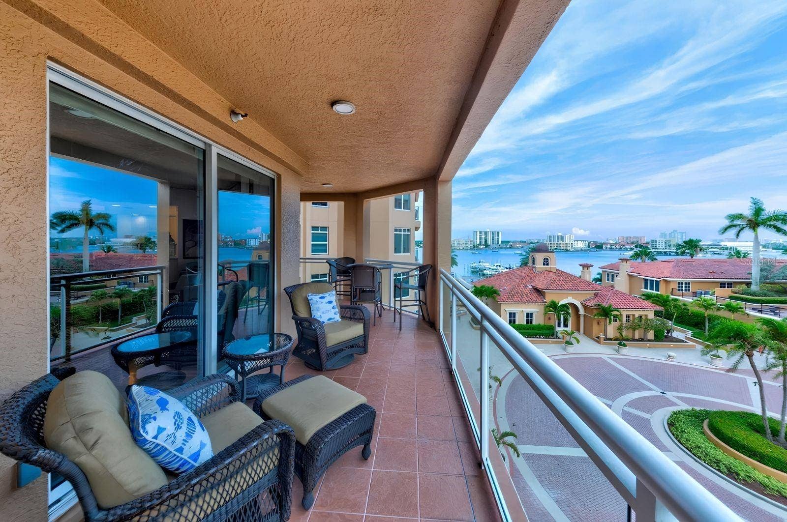 521 MANDALAY AVENUE, #505, Clearwater Beach, FL 33767