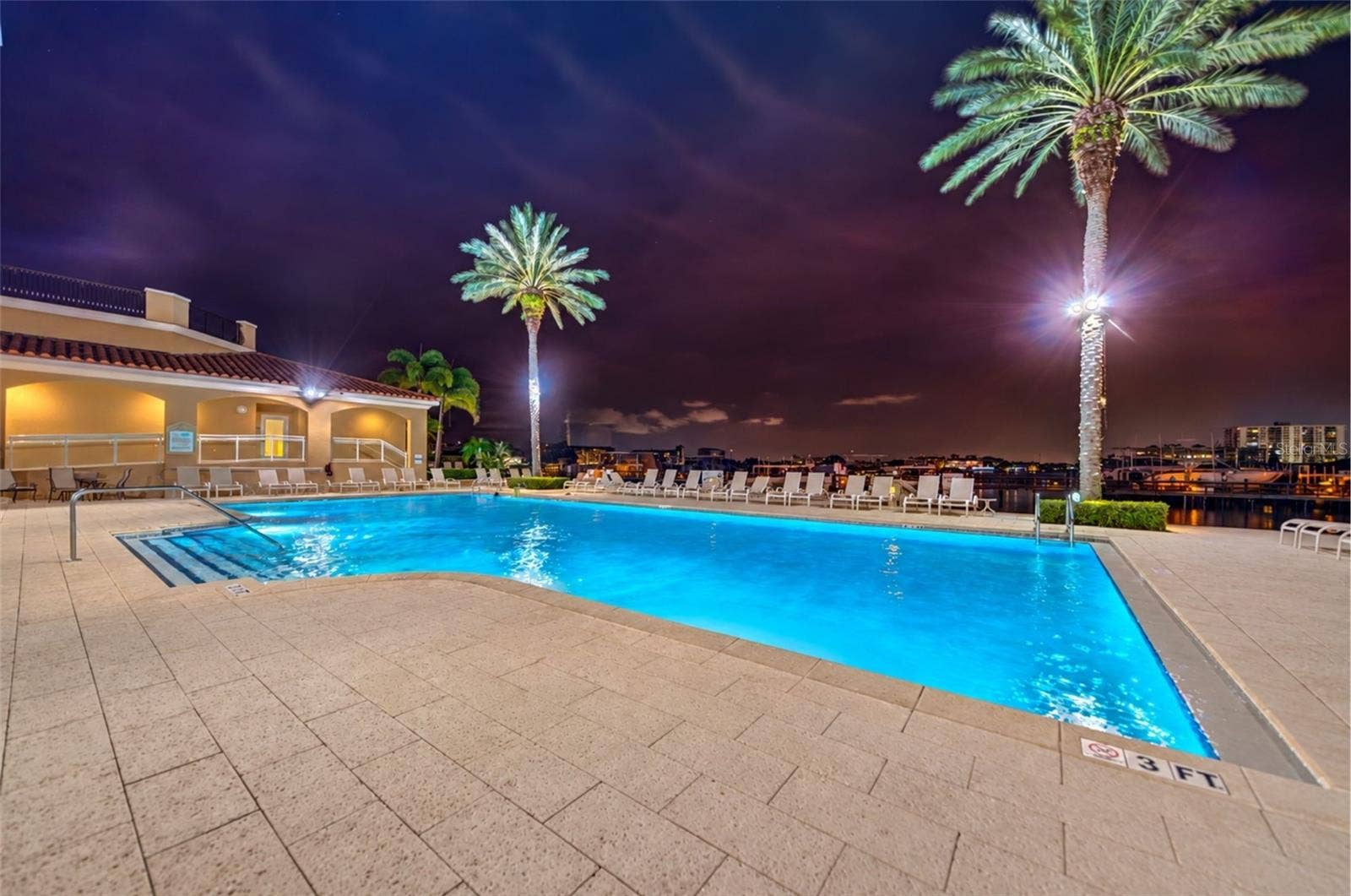 521 MANDALAY AVENUE, #505, Clearwater Beach, FL 33767