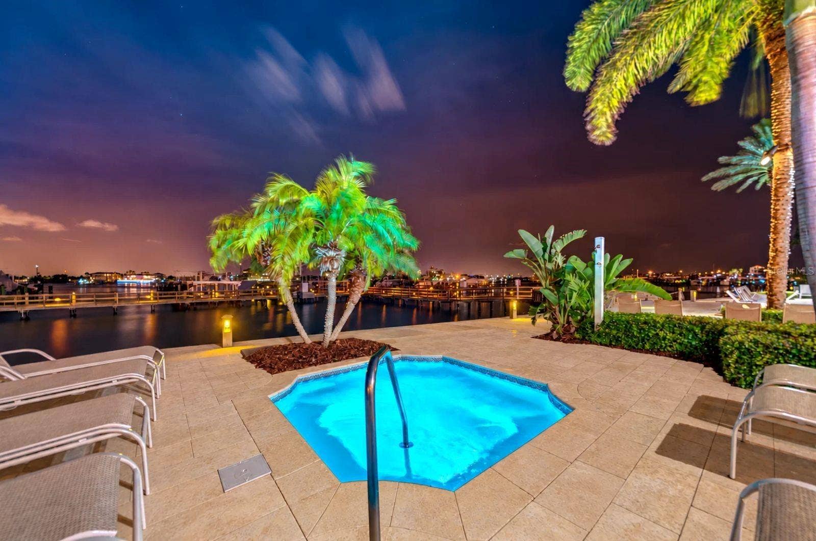 521 MANDALAY AVENUE, #505, Clearwater Beach, FL 33767