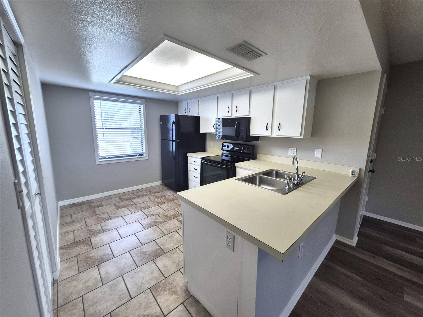 305 MEADOW LANE, #305, Oldsmar, FL 34677 305 MEADOW LANE, #305, Oldsmar, FL 34677