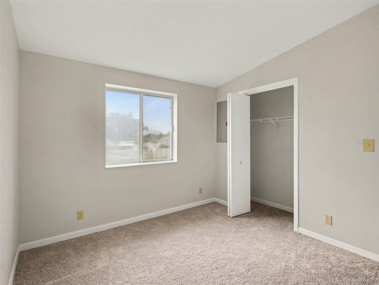 6306 FLORIDA CIR E, Apollo Beach, FL 33572