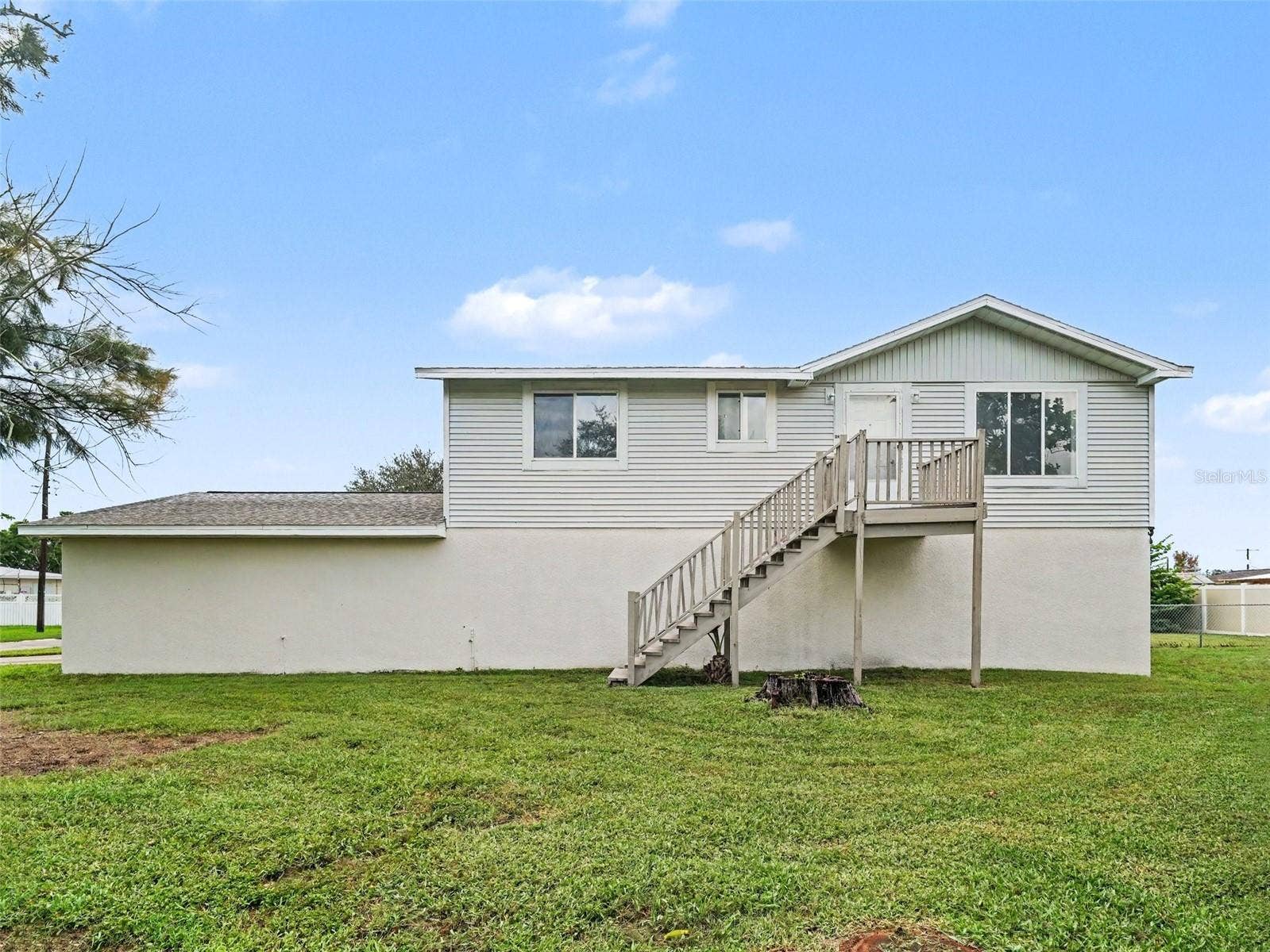 6306 FLORIDA CIR E, Apollo Beach, FL 33572