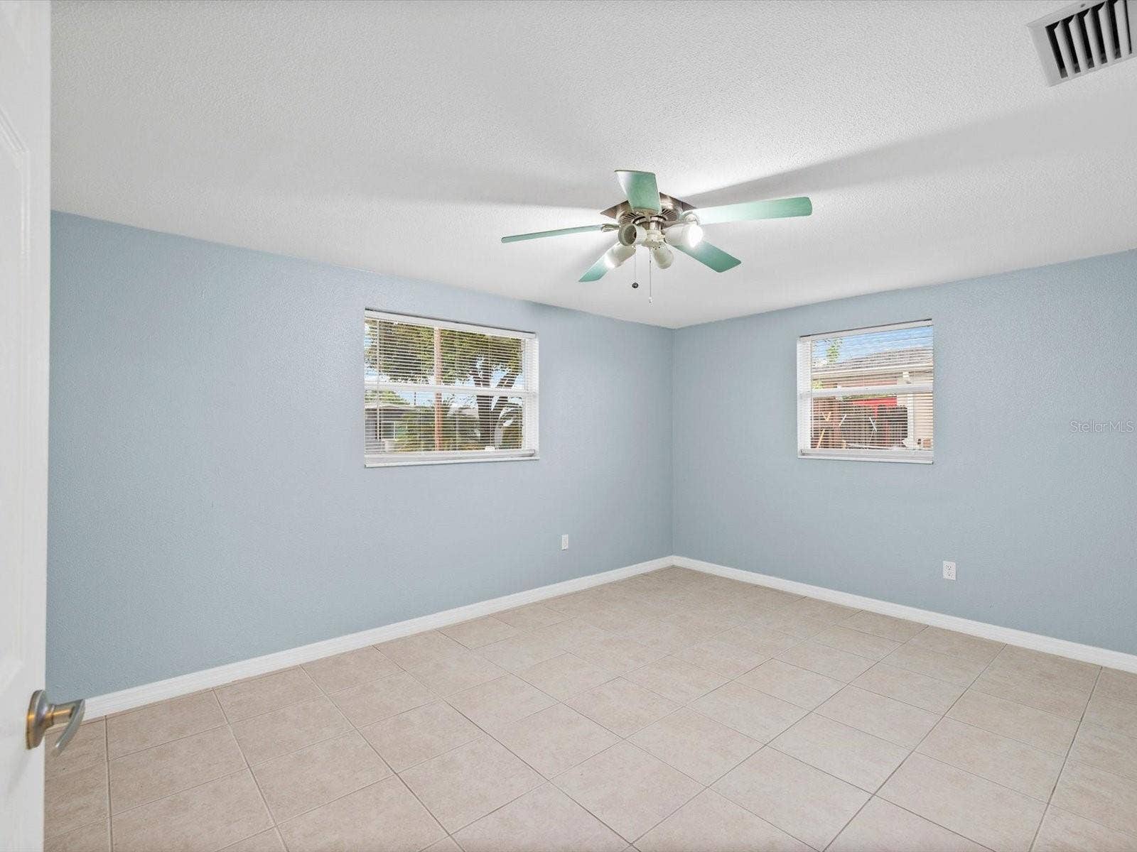 4004 SCARLET MAPLE DRIVE, Holiday, FL 34691 4004 SCARLET MAPLE DRIVE, Holiday, FL 34691