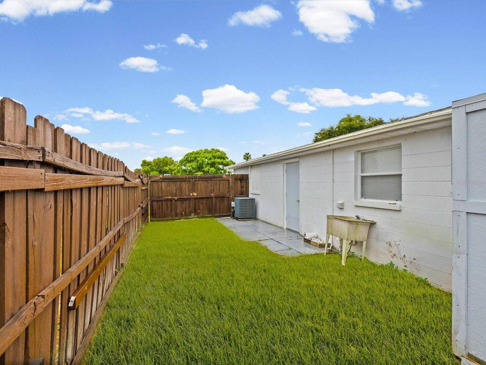 4004 SCARLET MAPLE DRIVE, Holiday, FL 34691 4004 SCARLET MAPLE DRIVE, Holiday, FL 34691