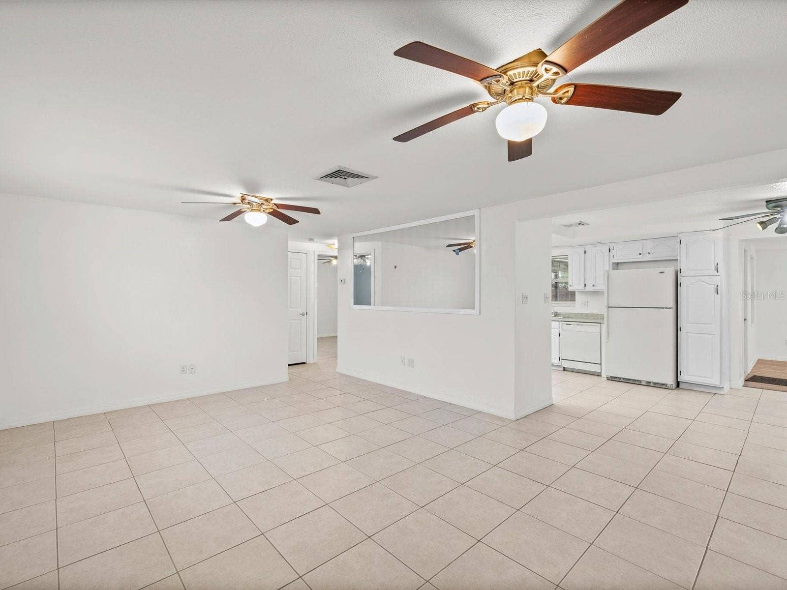 4004 SCARLET MAPLE DRIVE, Holiday, FL 34691 4004 SCARLET MAPLE DRIVE, Holiday, FL 34691