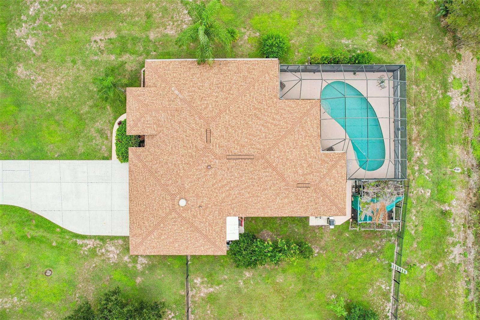 18115 HOWLING WOLF RUN, Parrish, FL 34219 18115 HOWLING WOLF RUN, Parrish, FL 34219
