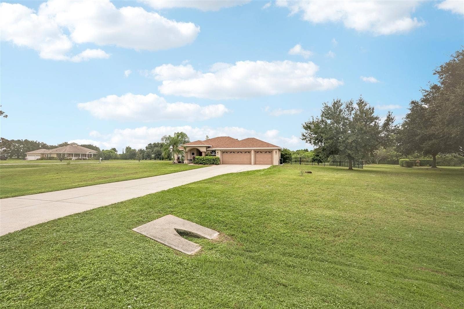 18115 HOWLING WOLF RUN, Parrish, FL 34219 18115 HOWLING WOLF RUN, Parrish, FL 34219