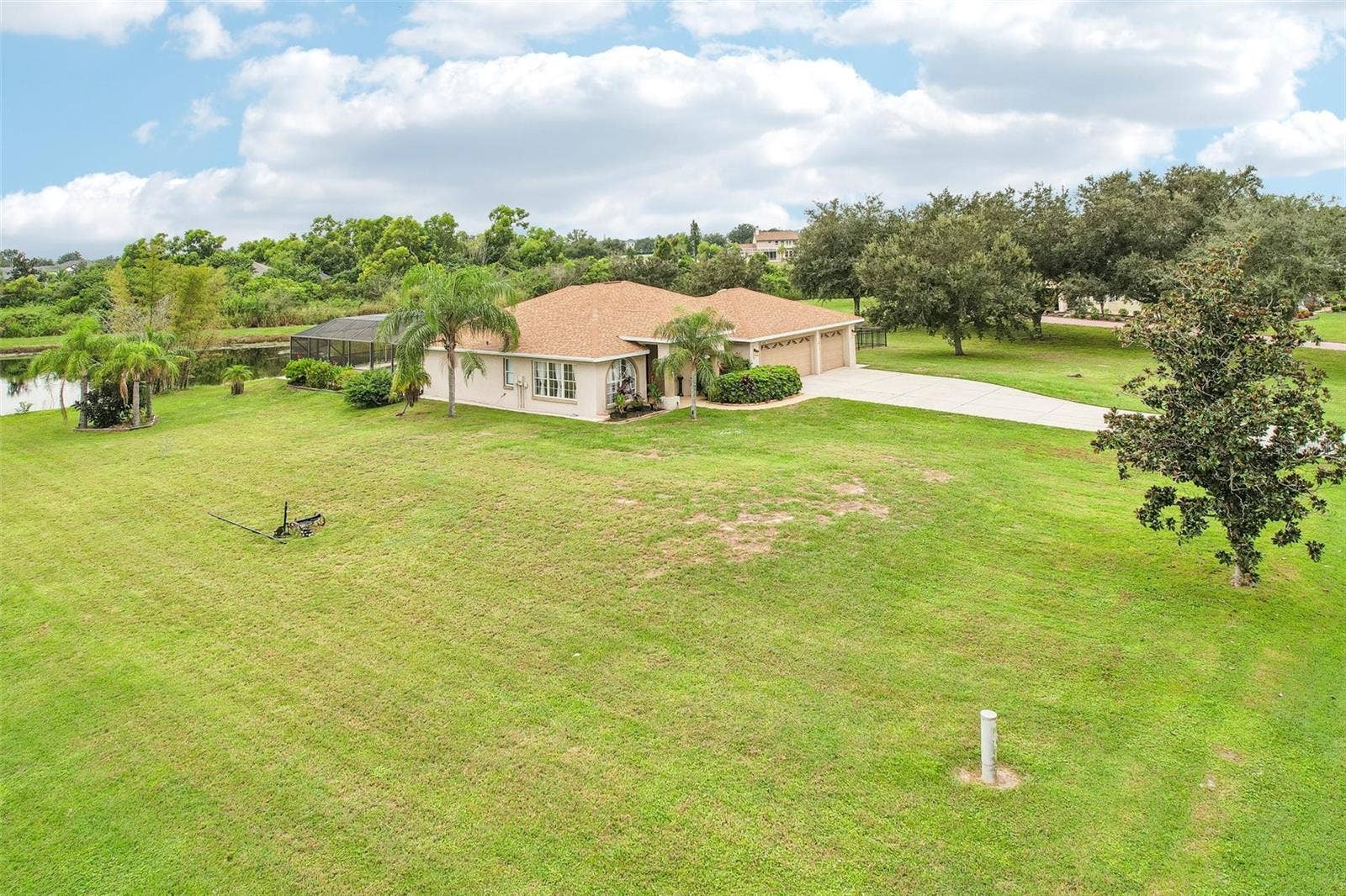18115 HOWLING WOLF RUN, Parrish, FL 34219 18115 HOWLING WOLF RUN, Parrish, FL 34219