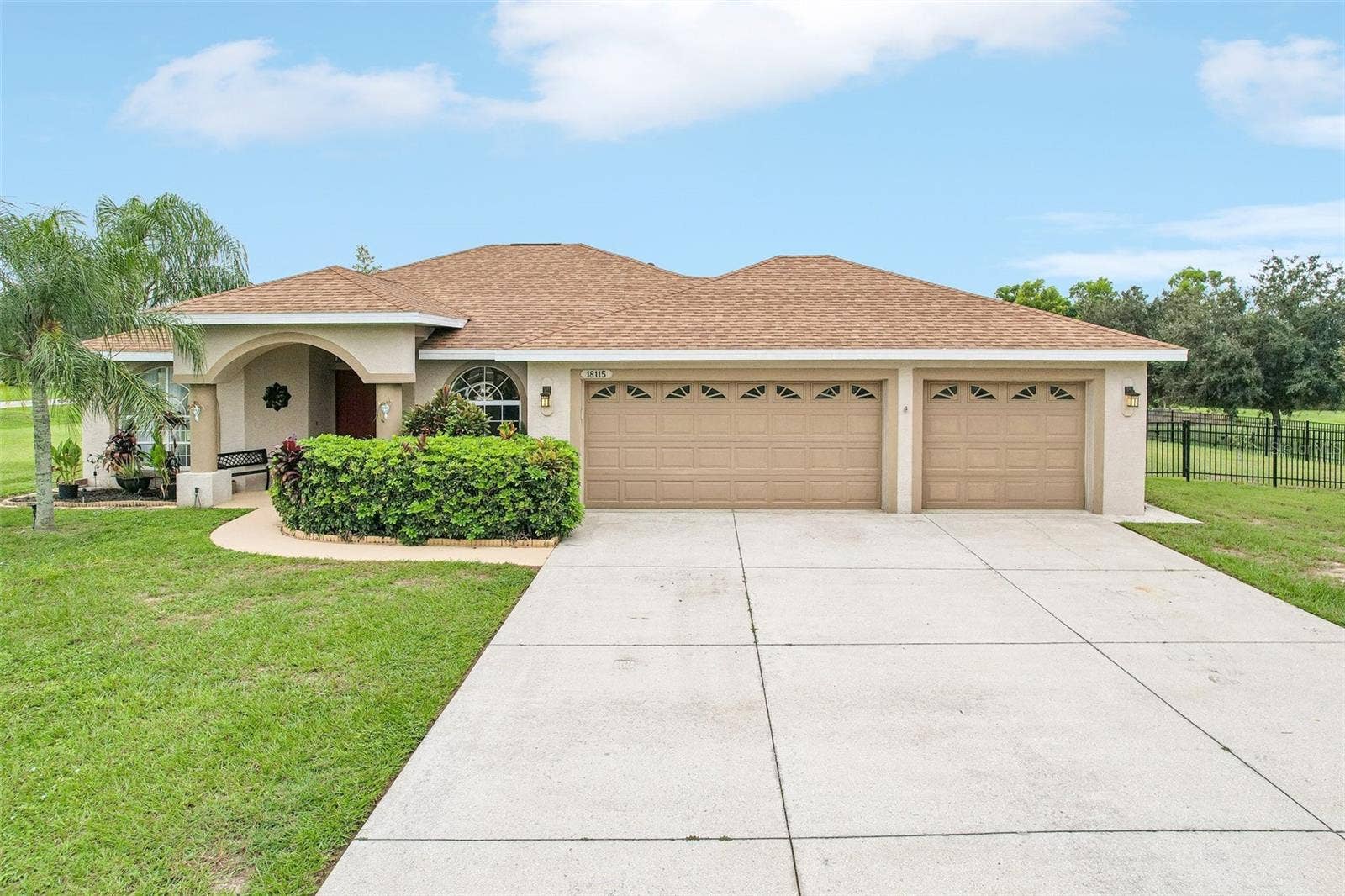 18115 HOWLING WOLF RUN, Parrish, FL 34219 18115 HOWLING WOLF RUN, Parrish, FL 34219