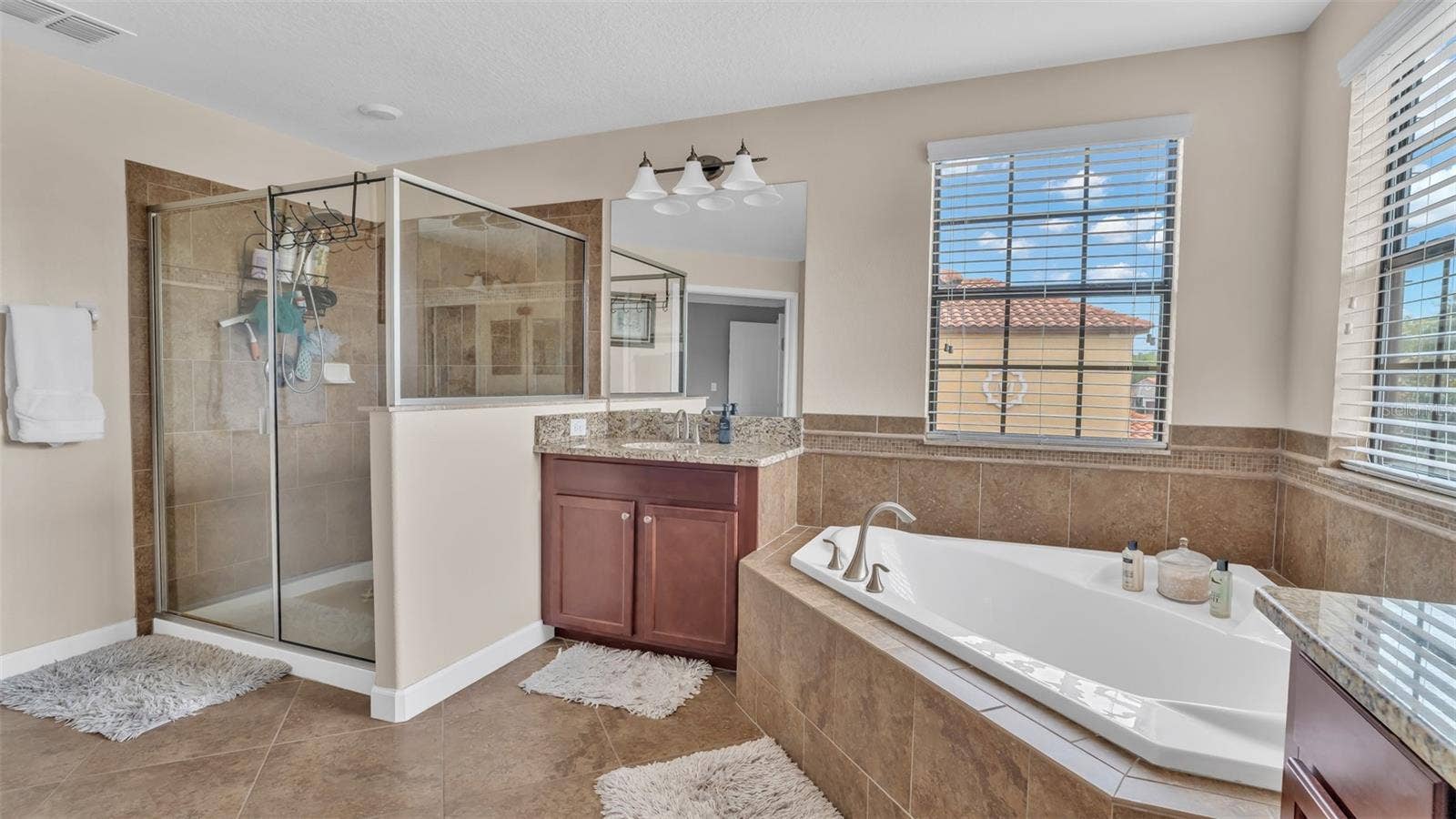 19265 UMBERLAND, Land O Lakes, FL 34638 19265 UMBERLAND, Land O Lakes, FL 34638
