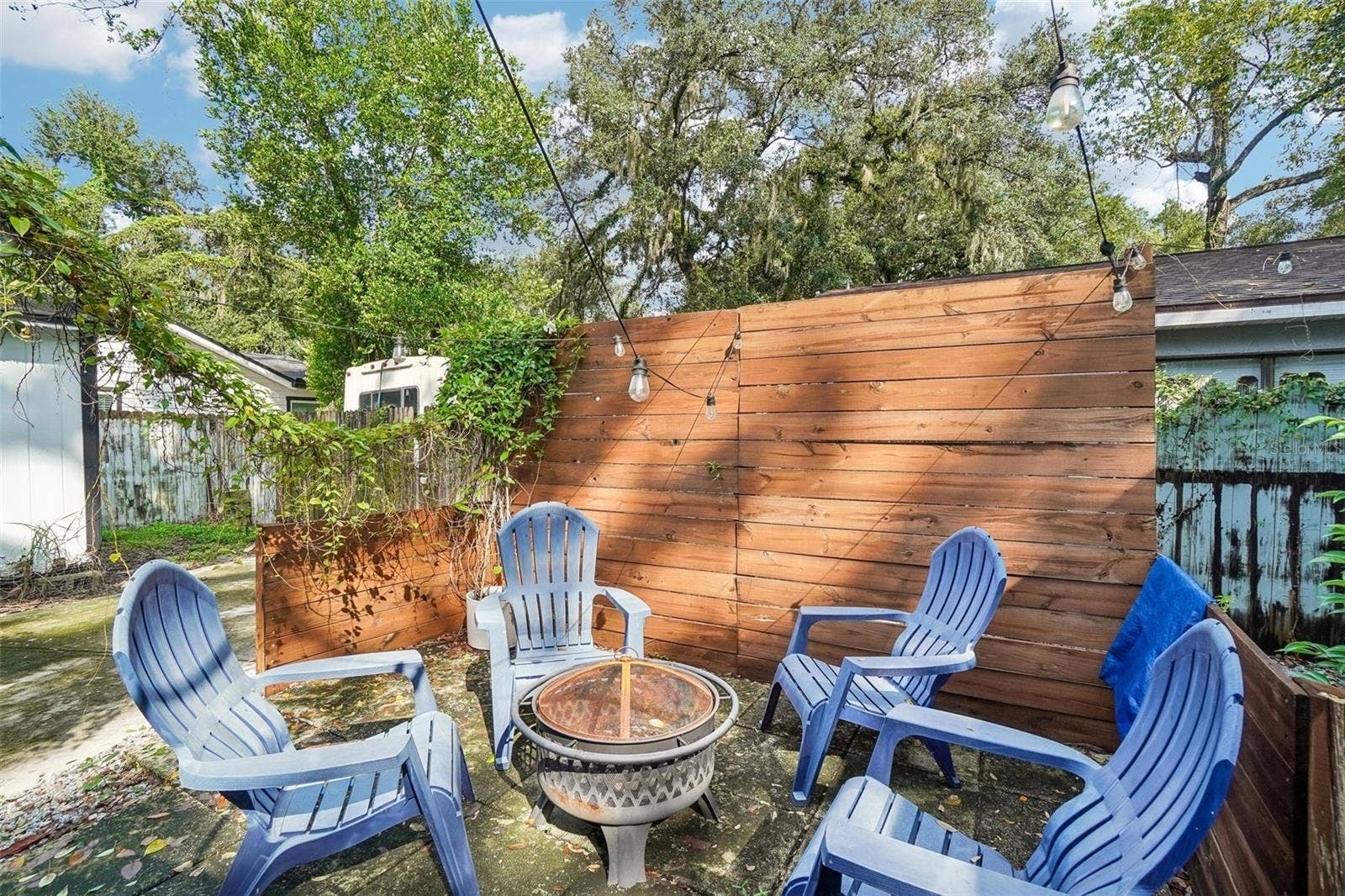 6806 N 17TH STREET, Tampa, FL 33610 6806 N 17TH STREET, Tampa, FL 33610