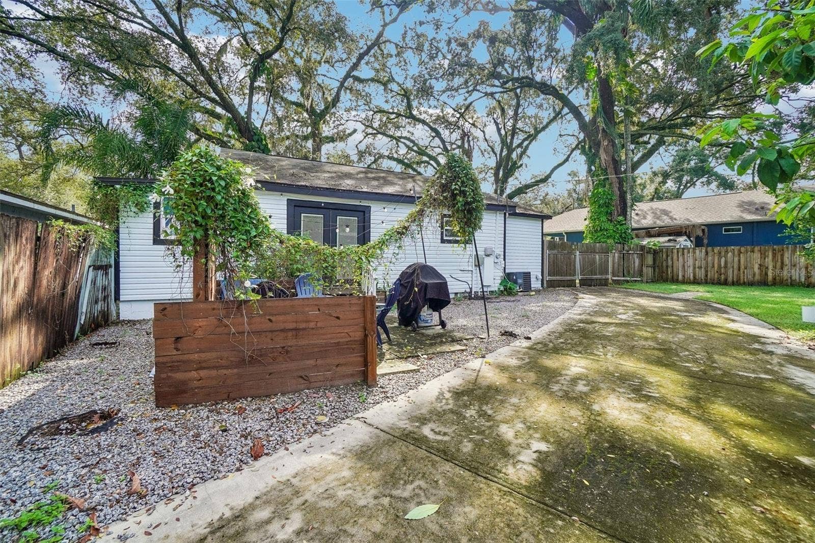 6806 N 17TH STREET, Tampa, FL 33610 6806 N 17TH STREET, Tampa, FL 33610