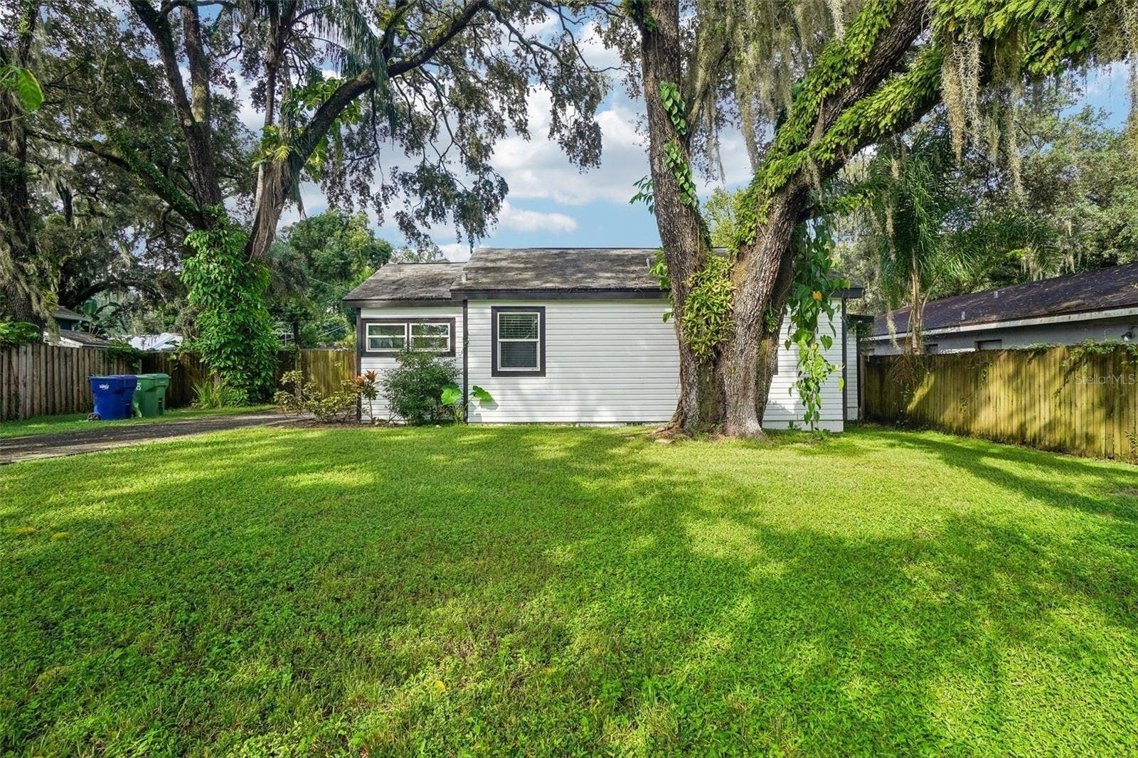 6806 N 17TH STREET, Tampa, FL 33610 6806 N 17TH STREET, Tampa, FL 33610
