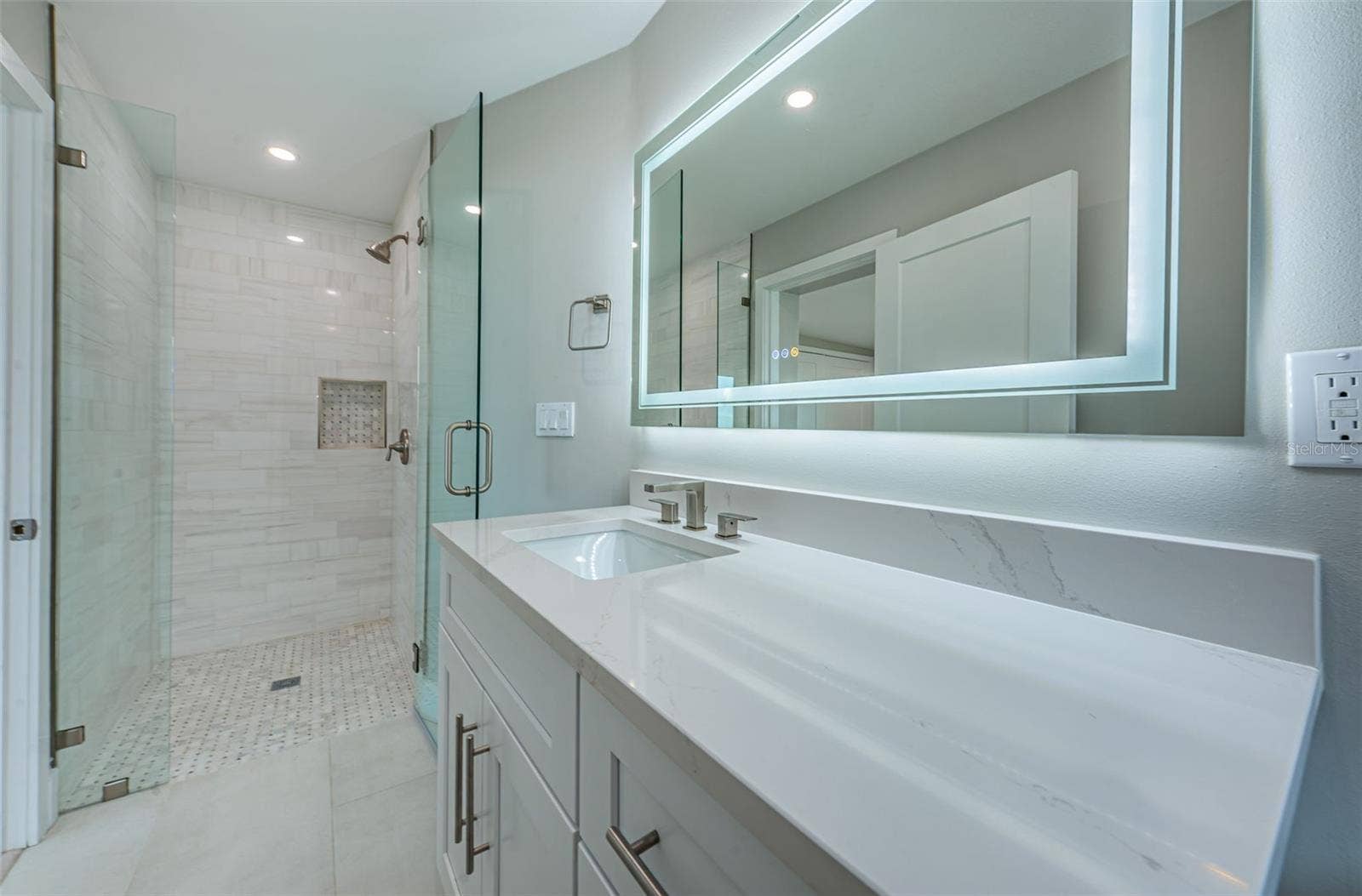 416 55TH AVENUE, St Pete Beach, FL 33706 416 55TH AVENUE, St Pete Beach, FL 33706