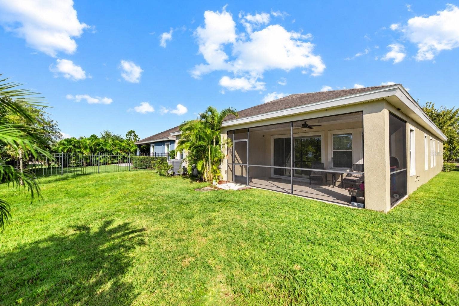 6005 SHADOWLAKE DRIVE, Apollo Beach, FL 33572 6005 SHADOWLAKE DRIVE, Apollo Beach, FL 33572