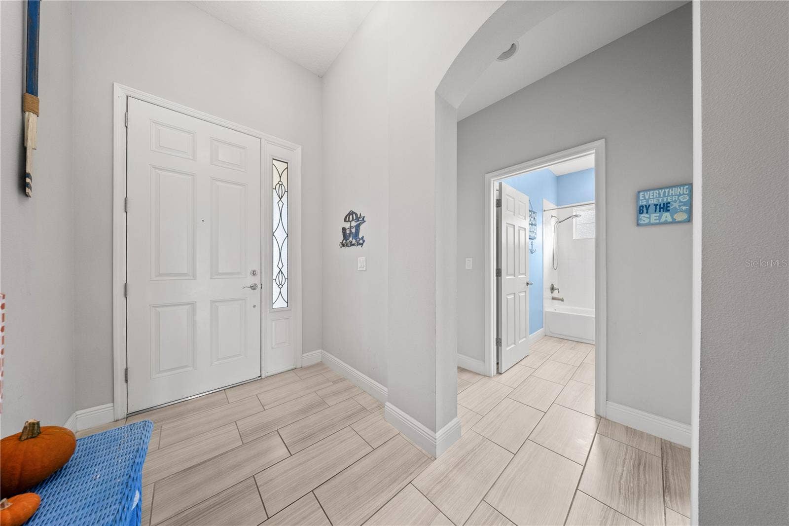 6005 SHADOWLAKE DRIVE, Apollo Beach, FL 33572 6005 SHADOWLAKE DRIVE, Apollo Beach, FL 33572