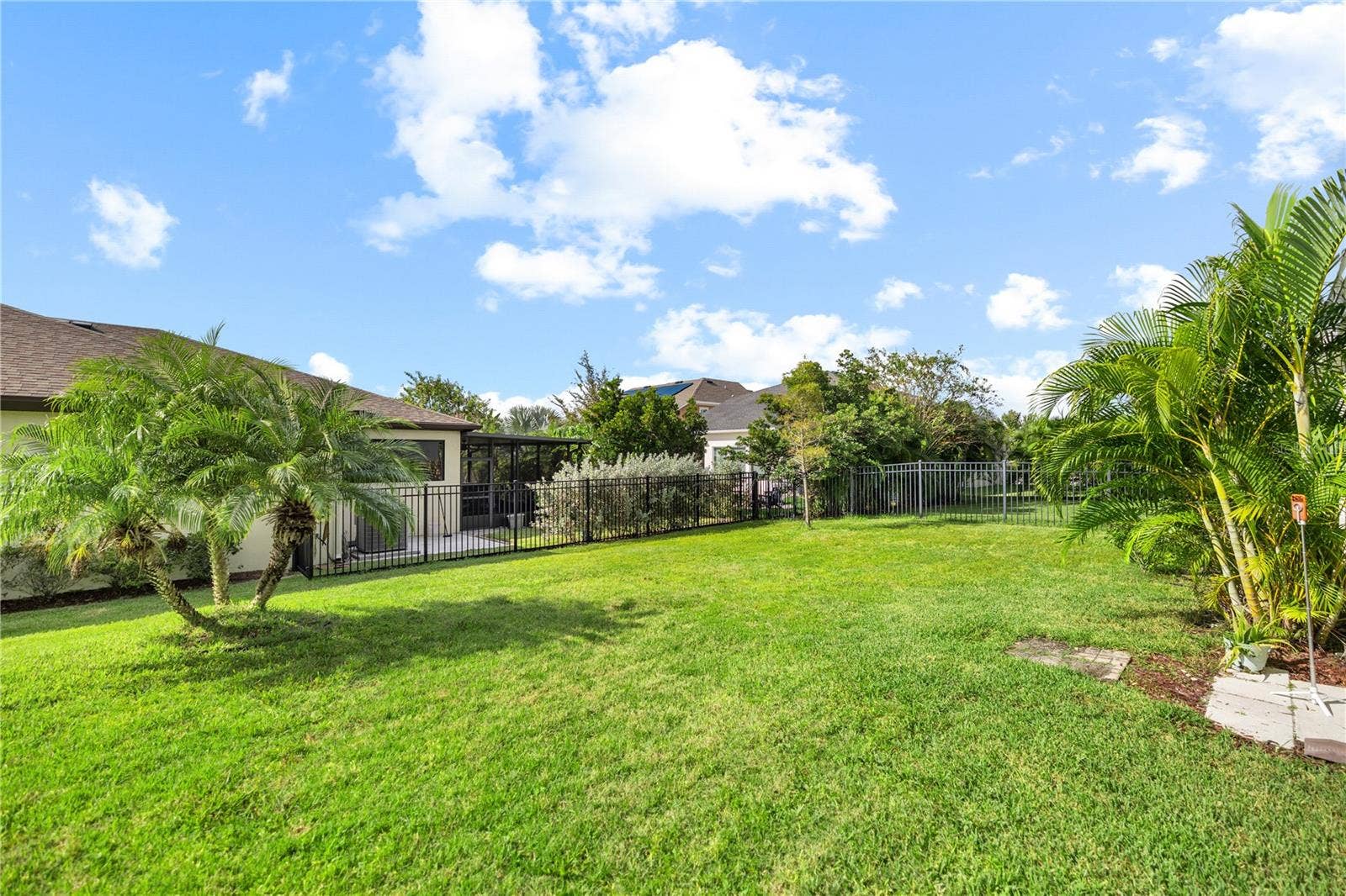 6005 SHADOWLAKE DRIVE, Apollo Beach, FL 33572 6005 SHADOWLAKE DRIVE, Apollo Beach, FL 33572