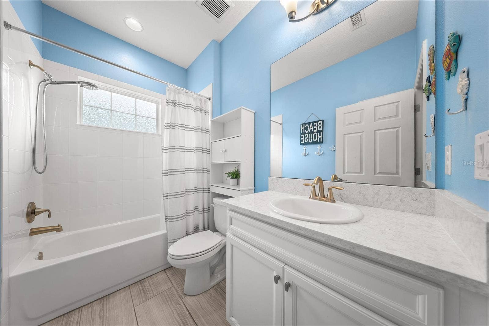 6005 SHADOWLAKE DRIVE, Apollo Beach, FL 33572 6005 SHADOWLAKE DRIVE, Apollo Beach, FL 33572