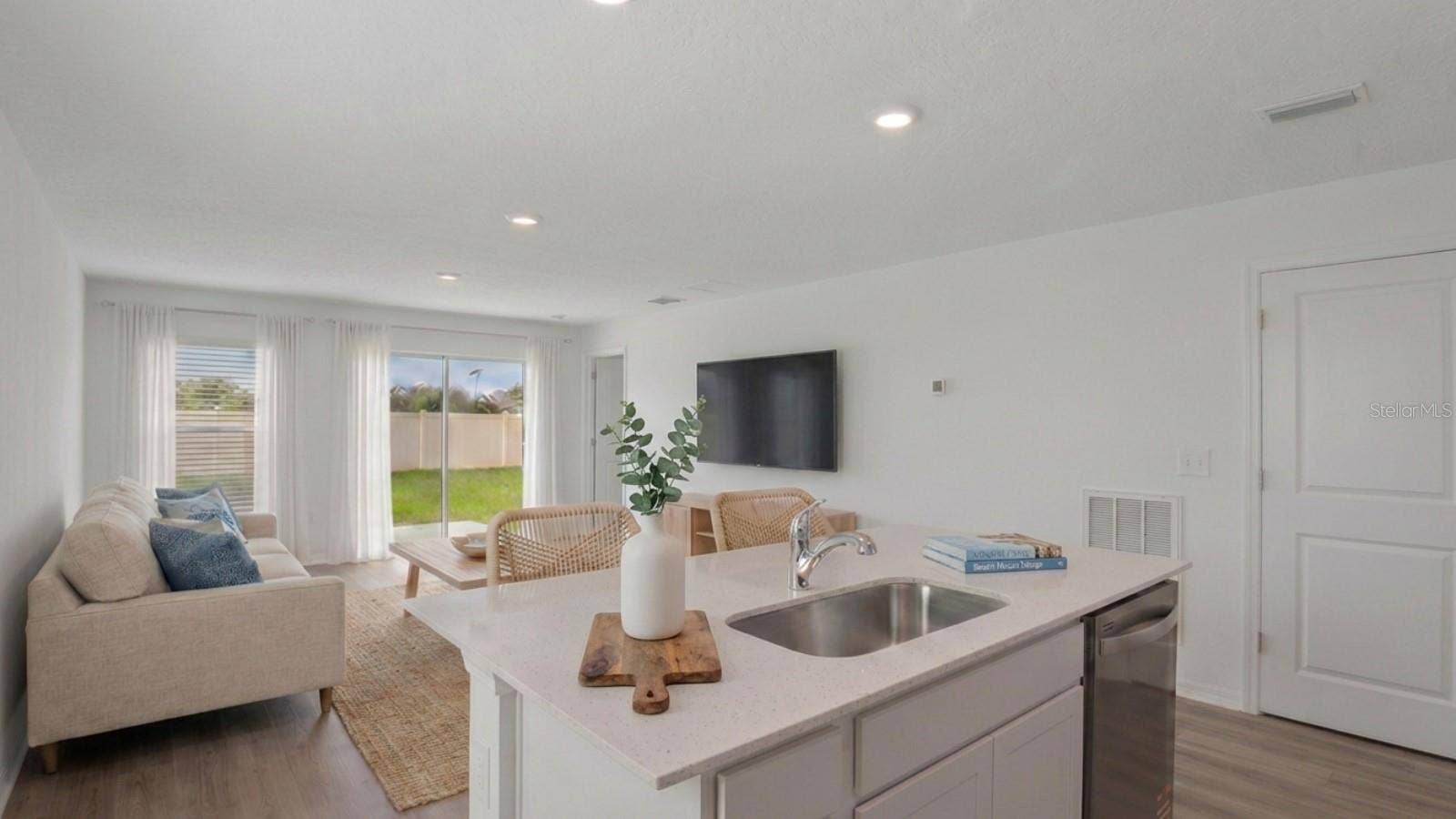 12027 ISLE ROYALE DRIVE, Hudson, FL 34669 12027 ISLE ROYALE DRIVE, Hudson, FL 34669