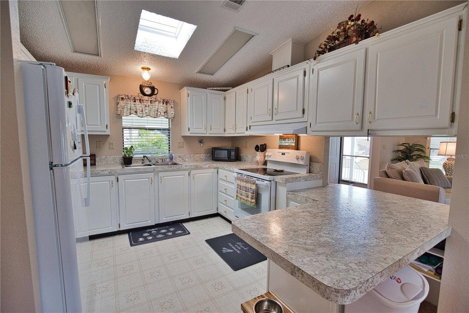 223 HIBISCO DRIVE, North Port, FL 34287 223 HIBISCO DRIVE, North Port, FL 34287